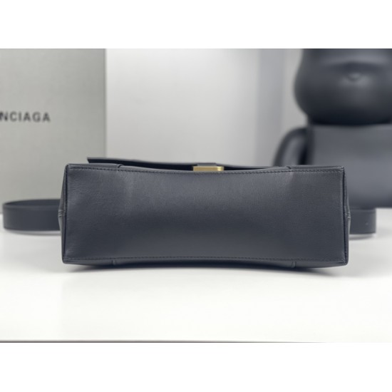 Balenciaga Downtown