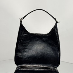 Balenciaga More ←