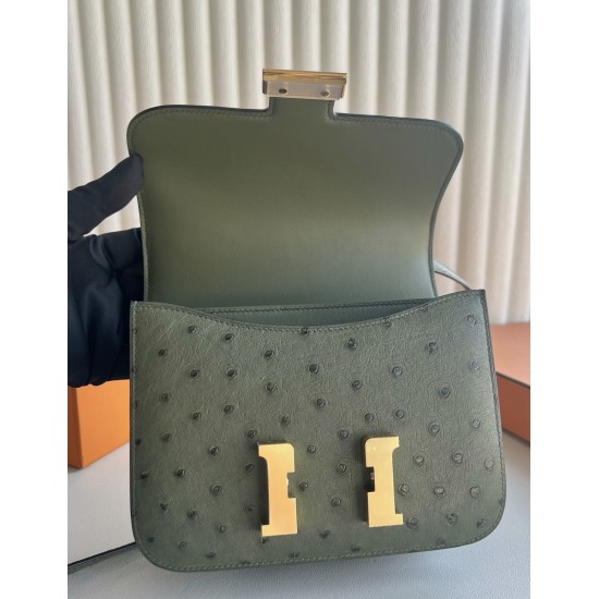 HERMÈS Constance