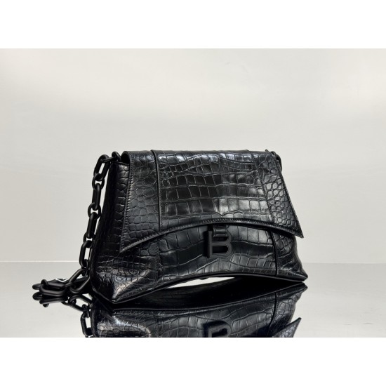 Balenciaga Downtown