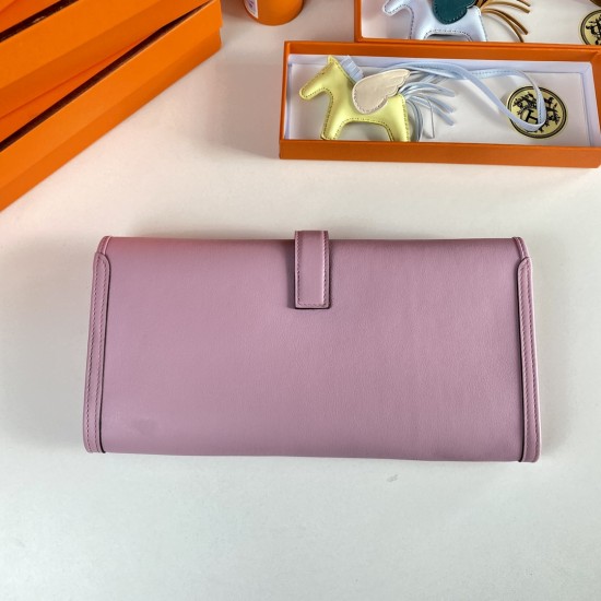 HERMÈS Clutchs