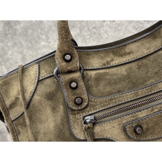 Balenciaga Le Cagole