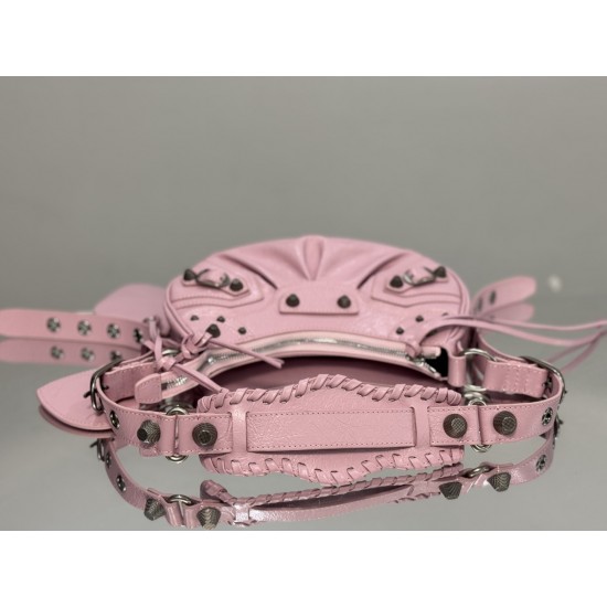 Balenciaga Le Cagole