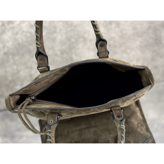 Balenciaga Le Cagole