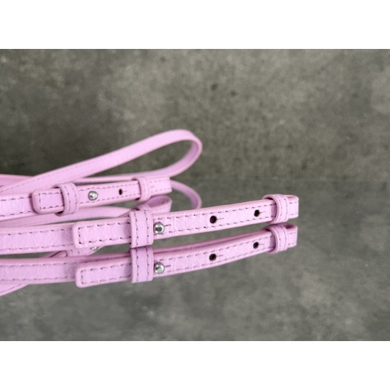 Balenciaga More ←