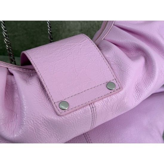 Balenciaga More ←