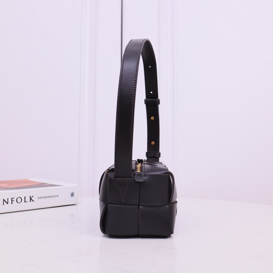 Bottega Veneta ​‍Cassette