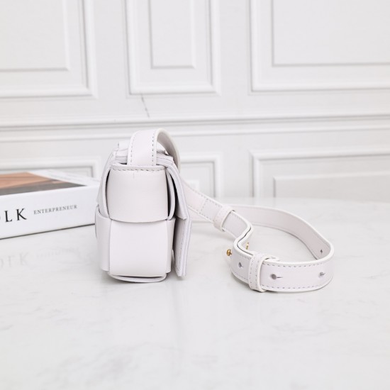 Bottega Veneta ​‍Cassette