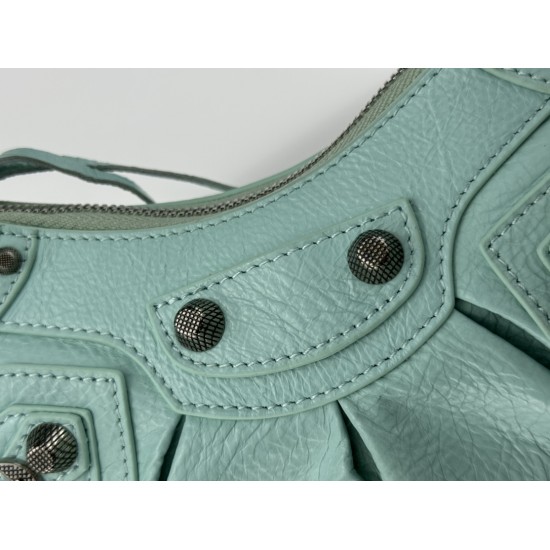 Balenciaga Le Cagole