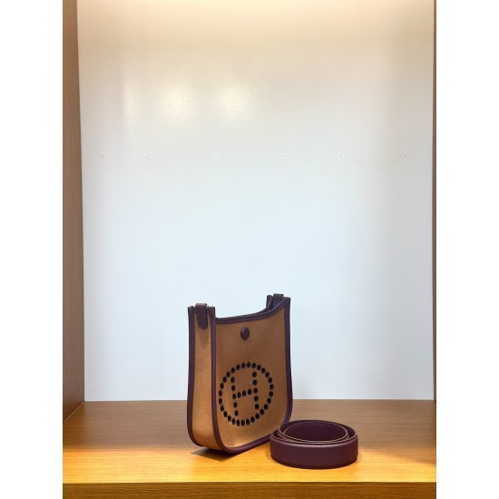 HERMÈS Evelyne