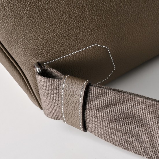 HERMÈS More
