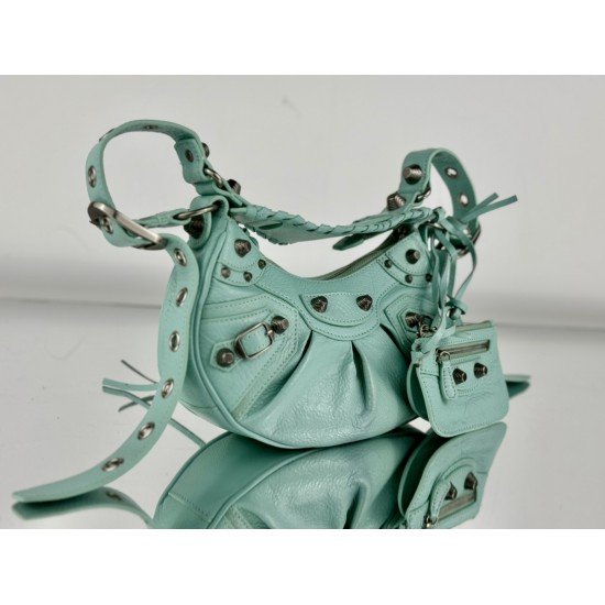 Balenciaga Le Cagole