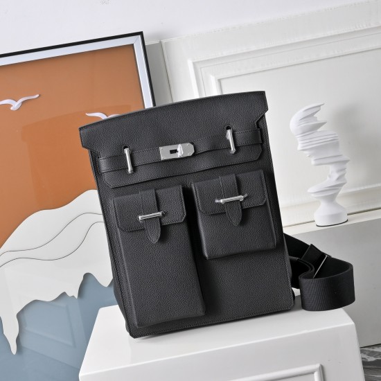 HERMÈS More