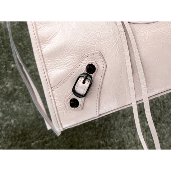 Balenciaga Le Cagole