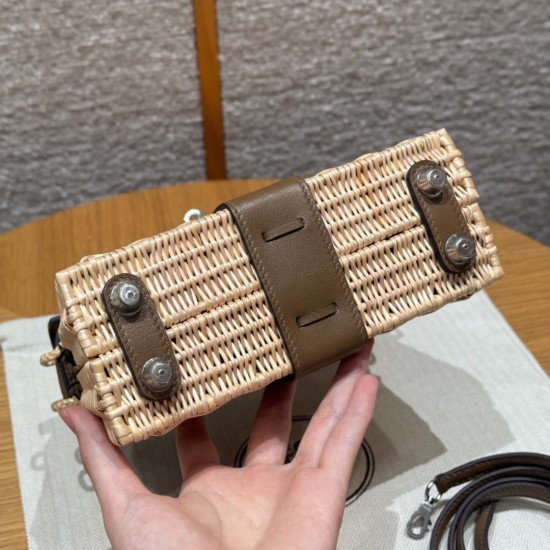 HERMÈS KELLY