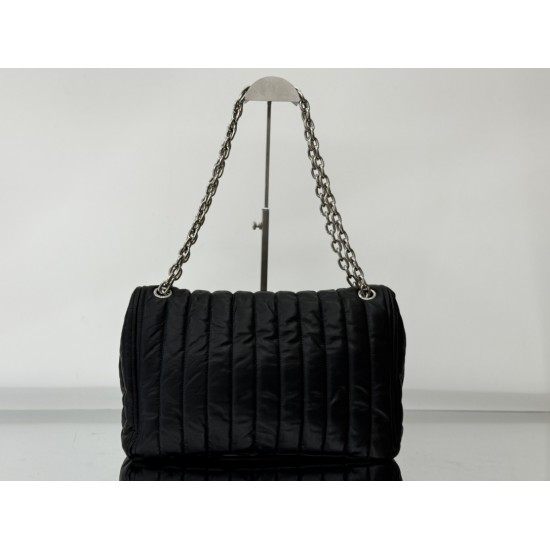 Balenciaga More ←