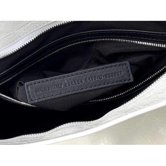 Balenciaga Le Cagole