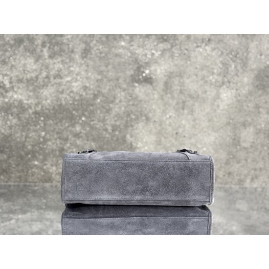 Balenciaga Le Cagole