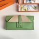 HERMÈS Clutchs