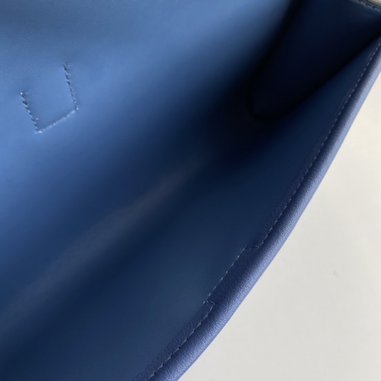 HERMÈS Clutchs