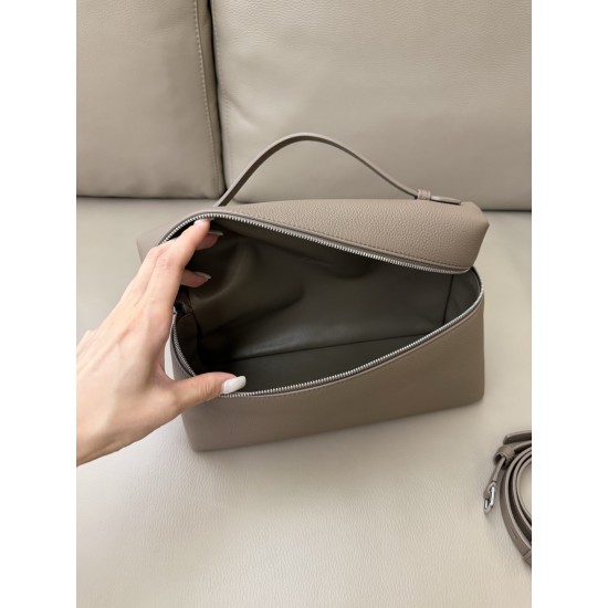 Loro Piana BAGS
