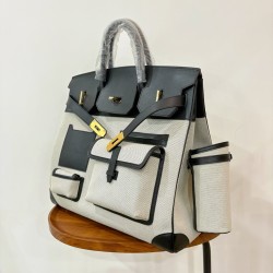 HERMÈS More