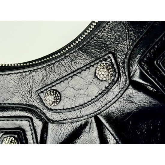 Balenciaga Le Cagole