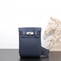 HERMÈS More