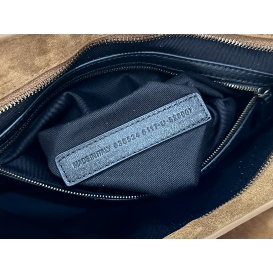 Balenciaga Le Cagole