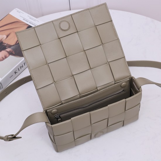 Bottega Veneta ​‍Cassette
