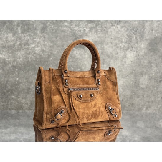 Balenciaga Le Cagole