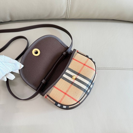 BURBERRY BAGS