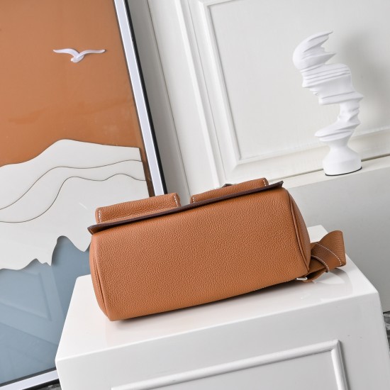 HERMÈS More