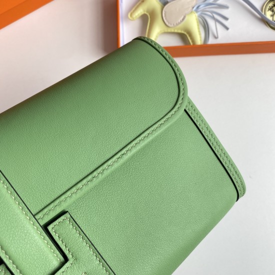 HERMÈS Clutchs