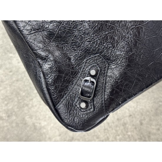 Balenciaga Le Cagole