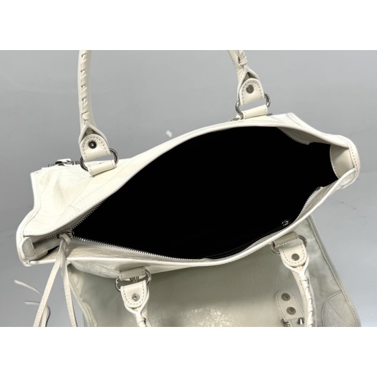 Balenciaga Le Cagole