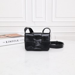 Bottega Veneta ​‍Cassette