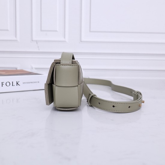 Bottega Veneta ​‍Cassette