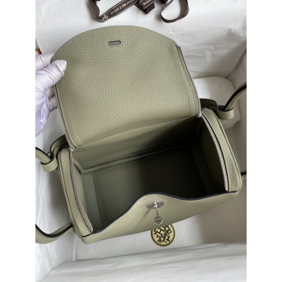 HERMÈS Lindy