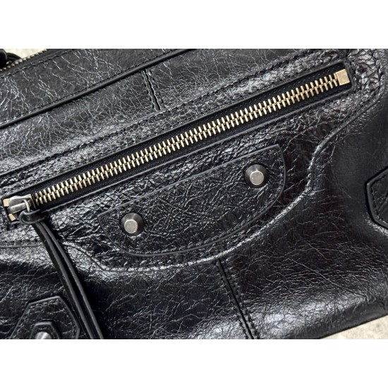 Balenciaga Le Cagole