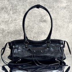 Balenciaga Le Cagole