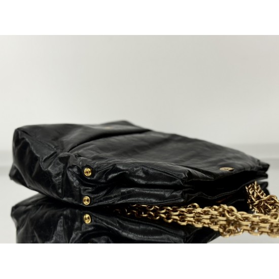 Balenciaga More ←