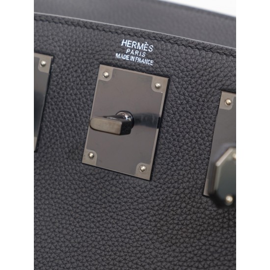 HERMÈS More