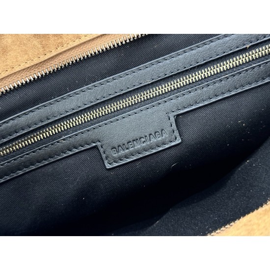 Balenciaga Le Cagole