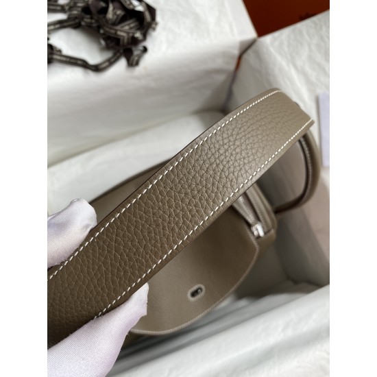HERMÈS Lindy