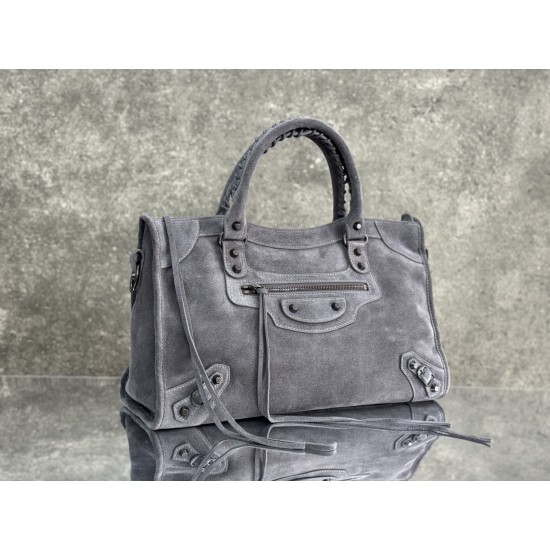 Balenciaga Le Cagole