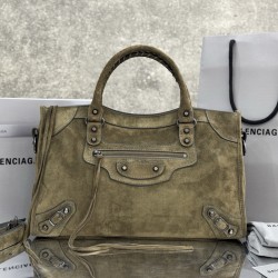 Balenciaga Le Cagole