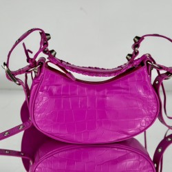 Balenciaga Le Cagole