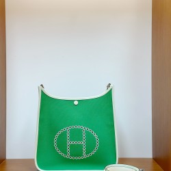 HERMÈS Evelyne