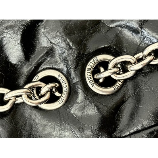 Balenciaga More ←